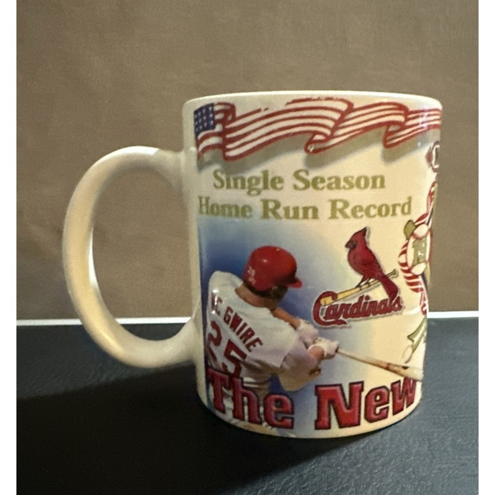 VTG. 1998 St. Louis Cardinals Mark McGuire 70 Home Runs Coffee Mug Mlb